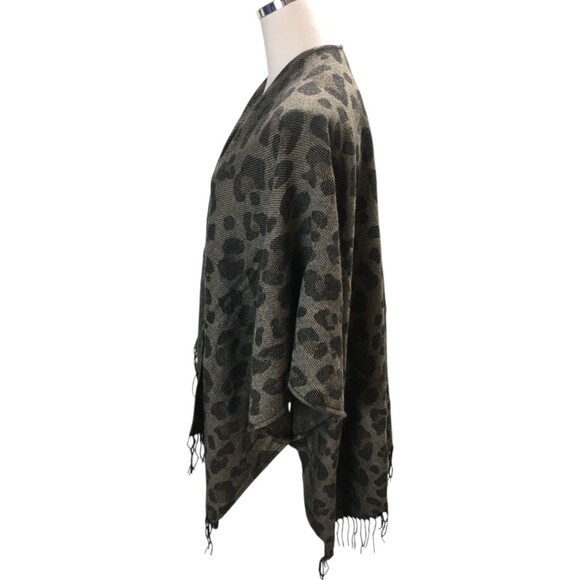 Woolrich Poncho Women's One Size Brown Animal Print Small Medium Large XL Soft - Picture 3 of 4